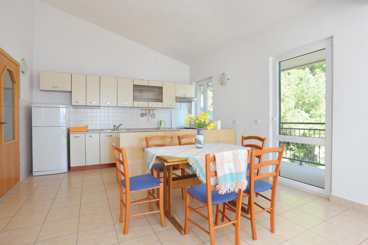 Apartments With A Parking Space Brela, Makarska - 6043 Ngoại thất bức ảnh