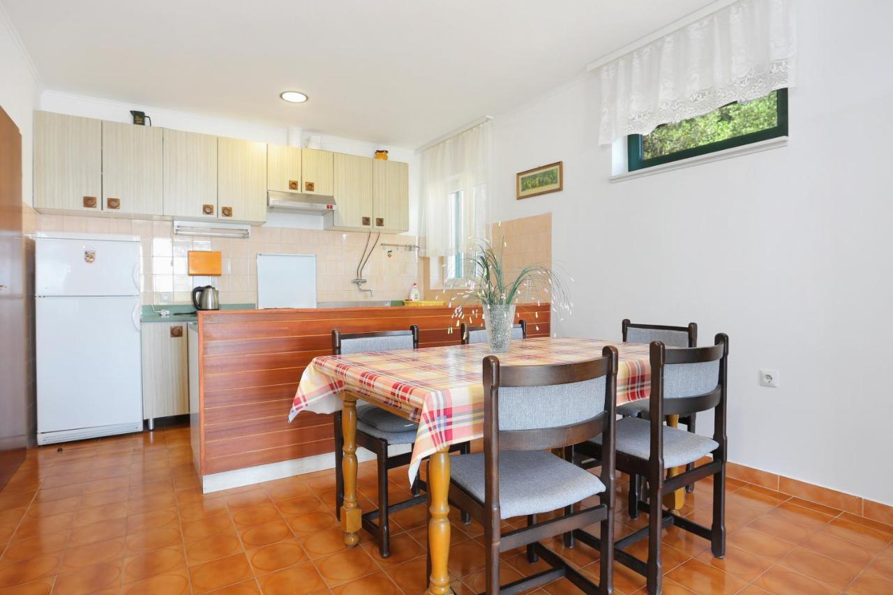 Apartments With A Parking Space Brela, Makarska - 6043 Ngoại thất bức ảnh