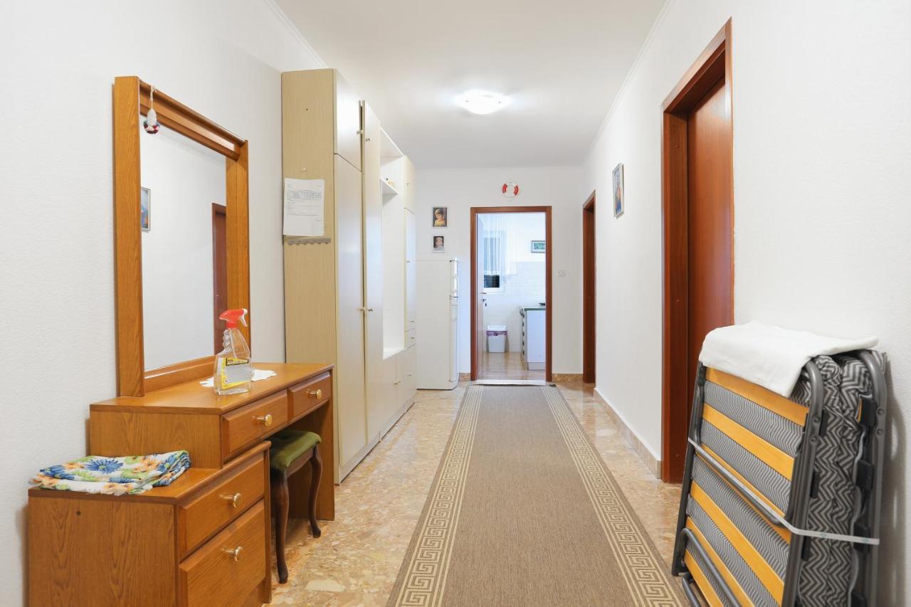 Apartments With A Parking Space Brela, Makarska - 6043 Ngoại thất bức ảnh